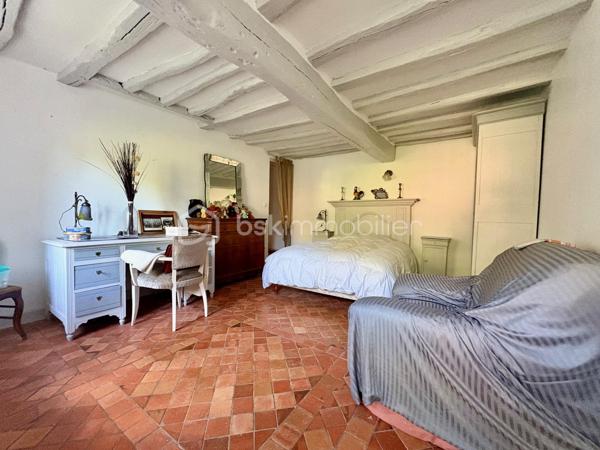 Corps de ferme de 300 m²