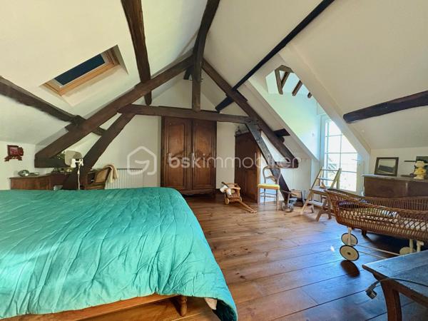 Corps de ferme de 300 m²