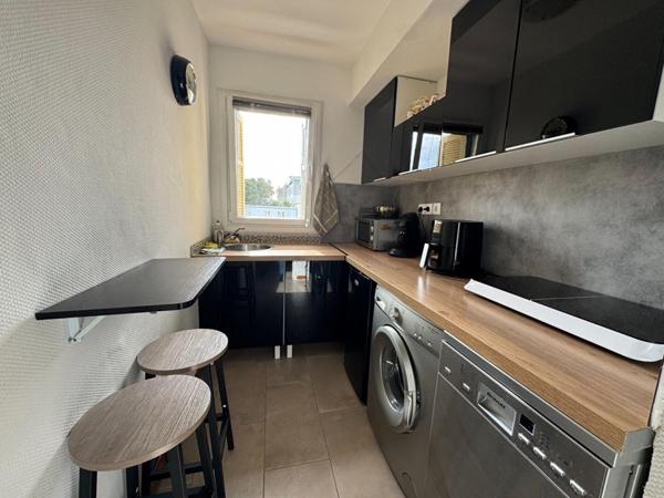 T2 rénové avec terrasse , Plein centre de Moriani Plage