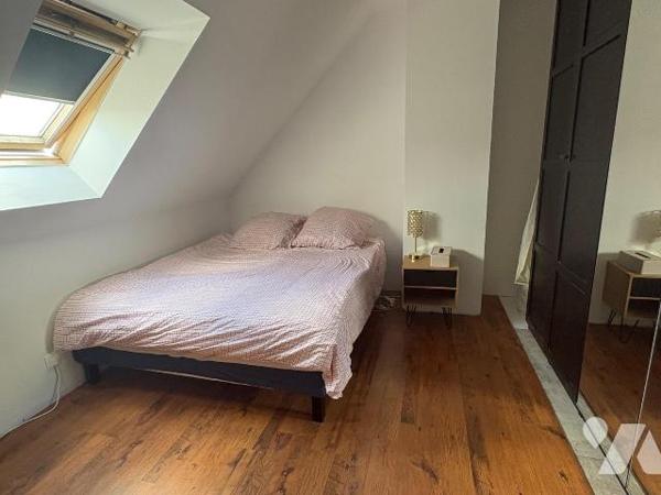Etaples, non loin des commerces et des écoles, venez découvrir cette charmante et jolie maison ...