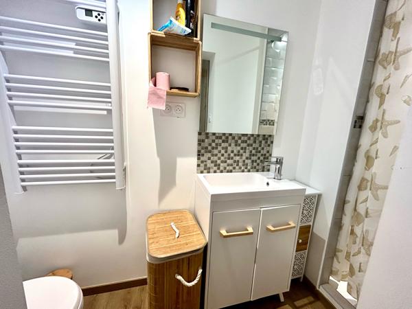 Appartement
                                                                                                                                                                                                                                                                                                                        3 pièce(s)                                                                                                                                                                                                          2 chambre(s)                                                                                                                                                                                                          46  m²