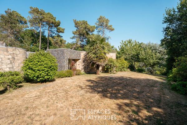 Maison de plain-pied de 183m2, signée Yves Guillou, au calme d’une impasse