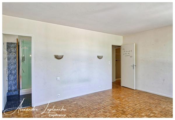 Dpt Tarn et Garonne (82), à vendre MONTAUBAN centre-ville Immeuble à Usage Mixte Place Prax Paris