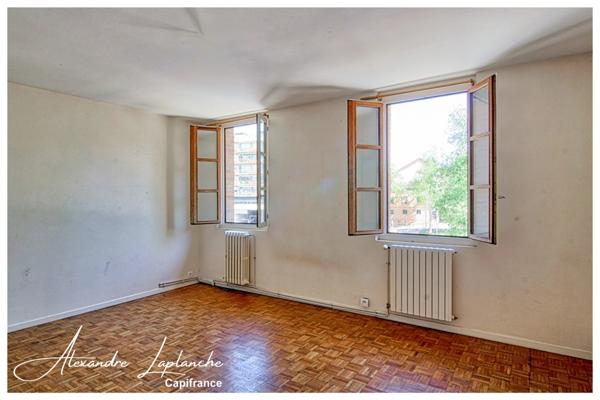 Dpt Tarn et Garonne (82), à vendre MONTAUBAN centre-ville Immeuble à Usage Mixte Place Prax Paris