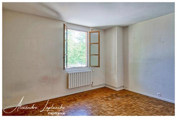 Dpt Tarn et Garonne (82), à vendre MONTAUBAN centre-ville Immeuble à Usage Mixte Place Prax Paris