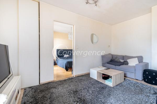 Appartement
                                                                                                                                                                                                                                                                                                                        2 pièce(s)                                                                                                                                                                                                          1 chambre(s)                                                                                                                                                                                                          41  m²