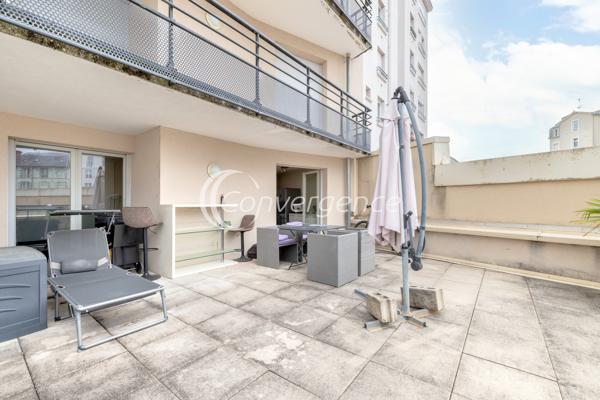 Appartement
                                                                                                                                                                                                                                                                                                                        2 pièce(s)                                                                                                                                                                                                          1 chambre(s)                                                                                                                                                                                                          41  m²