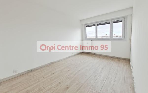 Appartement à vendre    4 pièces • 78,15 m2 Argenteuil
