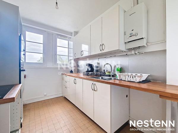 À vendre appartement 4 pièces de 80m² proche gare à Saint Cyr l'École
