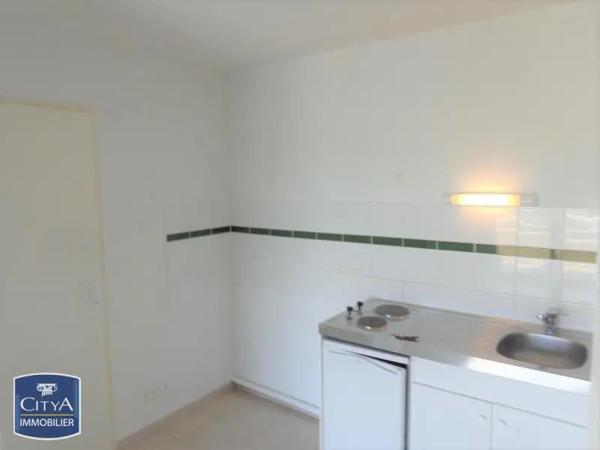 Appartement à louer 3 pièces 55.73m² Carcassonne (11000)