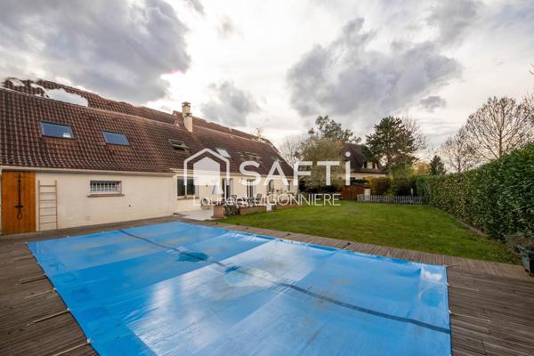 SANTENY – Maison 187 m² avec piscine chauffée, studio et terrain de 1 000 m²