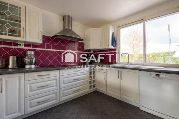 SANTENY – Maison 187 m² avec piscine chauffée, studio et terrain de 1 000 m²