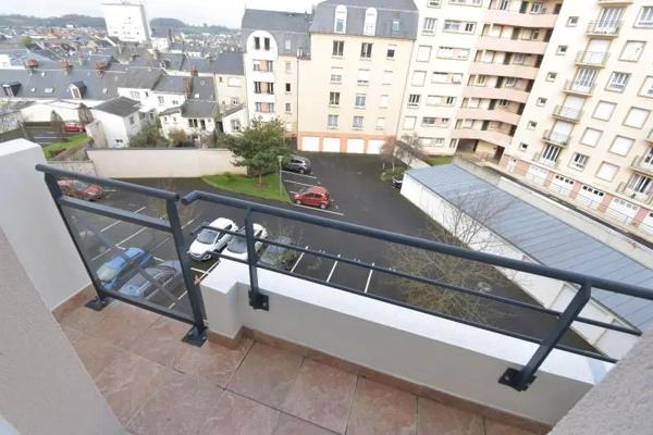 Appartement à louer 4 pièces 85.44m² Le Mans (72000)