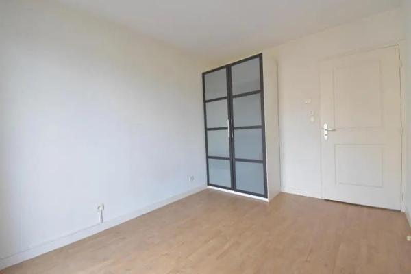 Appartement à louer 4 pièces 85.44m² Le Mans (72000)