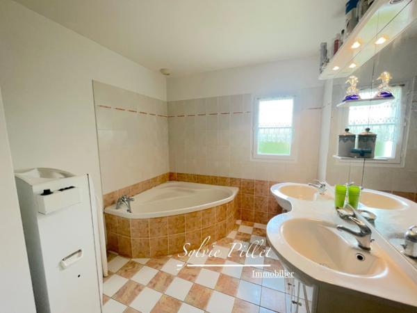 À vendre – Maison 3 chambres avec véranda, garage et jardin – à Angles (85)