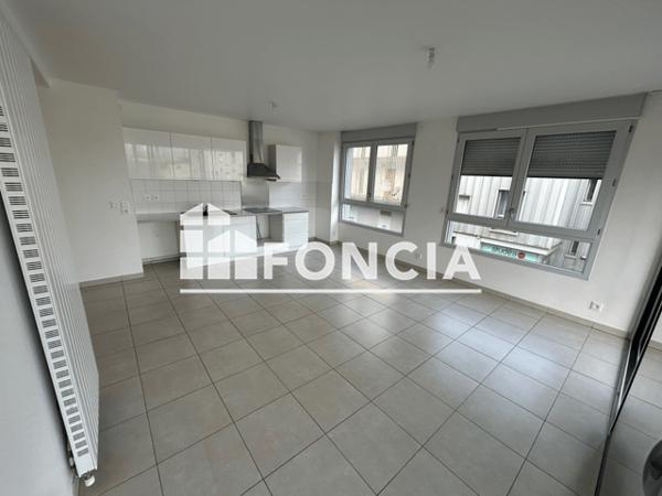 Location Appartement 3 pièces 65.76 m² - 2 AV.CARNOT RCE GRAND ANGLE - BAT B Cenon 33150