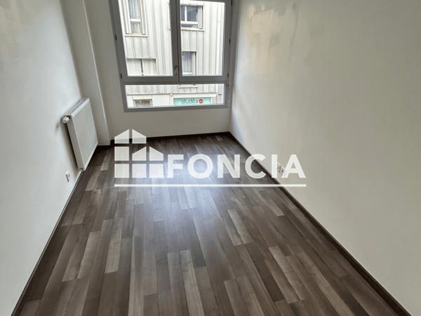 Location Appartement 3 pièces 65.76 m² - 2 AV.CARNOT RCE GRAND ANGLE - BAT B Cenon 33150