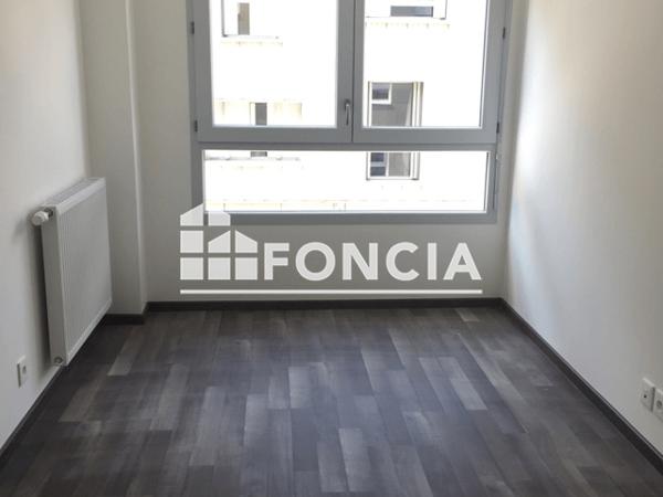 Location Appartement 3 pièces 65.76 m² - 2 AV.CARNOT RCE GRAND ANGLE - BAT B Cenon 33150