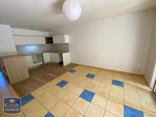 Appartement à louer 2 pièces 36.54m² Saint-Paul (97434)