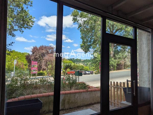 Local Commercial à CAHUZAC-SUR-VERE, 81140 - 9 pièces 220m²