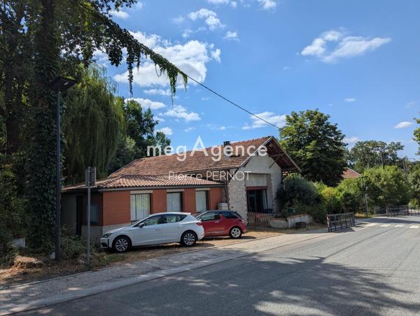Local Commercial à CAHUZAC-SUR-VERE, 81140 - 9 pièces 220m²