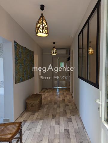 Local Commercial à CAHUZAC-SUR-VERE, 81140 - 9 pièces 220m²