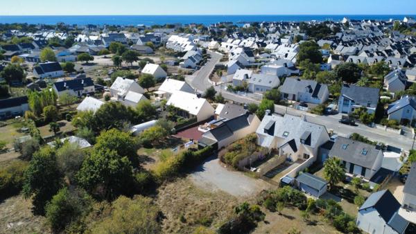 Terrain 733m²