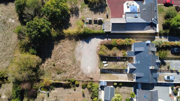 Terrain 733m²