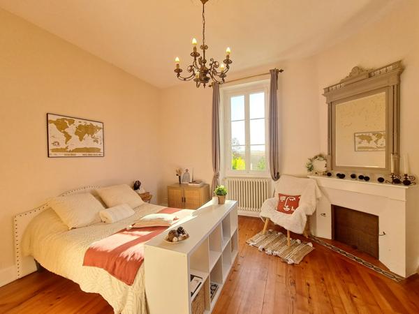 Élégante Maison de Maître rénovée avec goût près de Fleurance