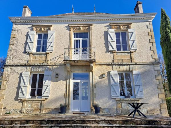 Élégante Maison de Maître rénovée avec goût près de Fleurance