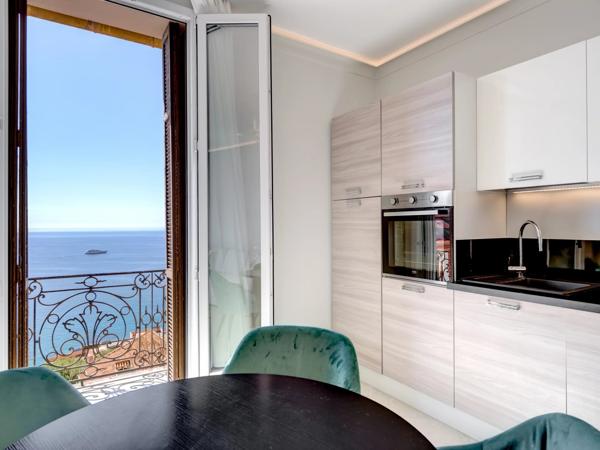 Dernier étage dans la villa - vue mer panoramique