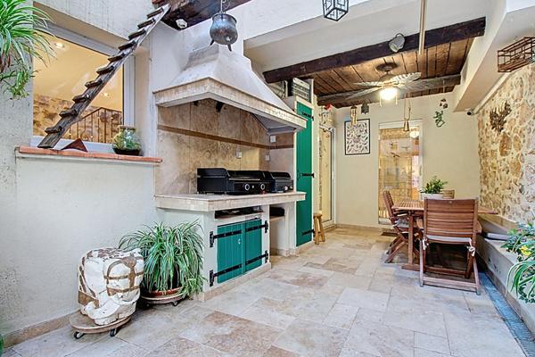 A VENDRE EN EXCLUSIVITE ! Maison Vidauban d'environ 100 m² avec cour intérieure, 4 pièces
