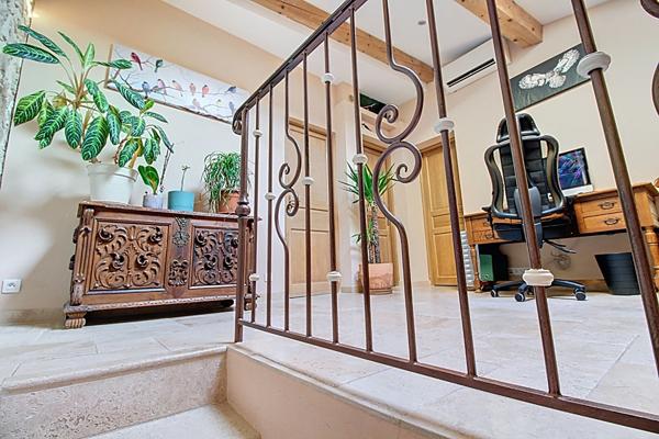 A VENDRE EN EXCLUSIVITE ! Maison Vidauban d'environ 100 m² avec cour intérieure, 4 pièces