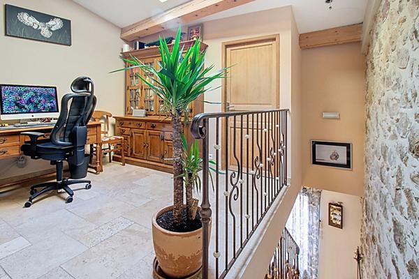 A VENDRE EN EXCLUSIVITE ! Maison Vidauban d'environ 100 m² avec cour intérieure, 4 pièces