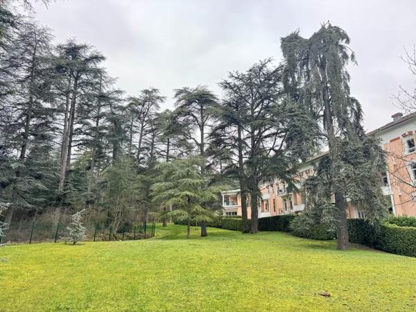Appartement
         2 pièces
        - 45 m² Exclusivité 159 000 € *