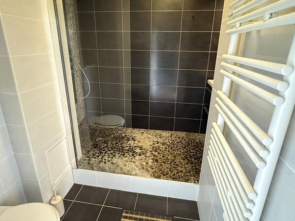 Appartement
         2 pièces
        - 45 m² Exclusivité 159 000 € *