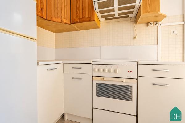 Appartement T2 avec balcon - place de stationnement - cave (44000)