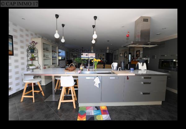 Maison de 148,45 m² en vente à AXE LA ROCHELLE - MARANS