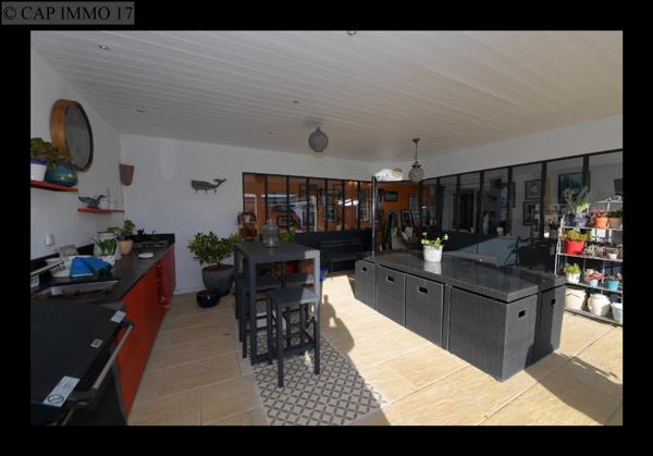 Maison de 148,45 m² en vente à AXE LA ROCHELLE - MARANS