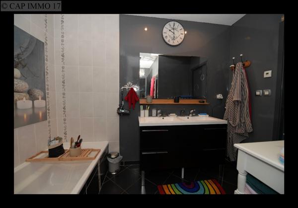 Maison de 148,45 m² en vente à AXE LA ROCHELLE - MARANS