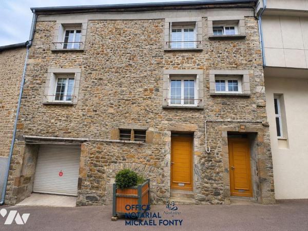 COUTANCES CENTRE

Maison de caractère en pierre de 203 m² habitables sur terrain clos de 659 ...