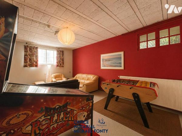 COUTANCES CENTRE

Maison de caractère en pierre de 203 m² habitables sur terrain clos de 659 ...