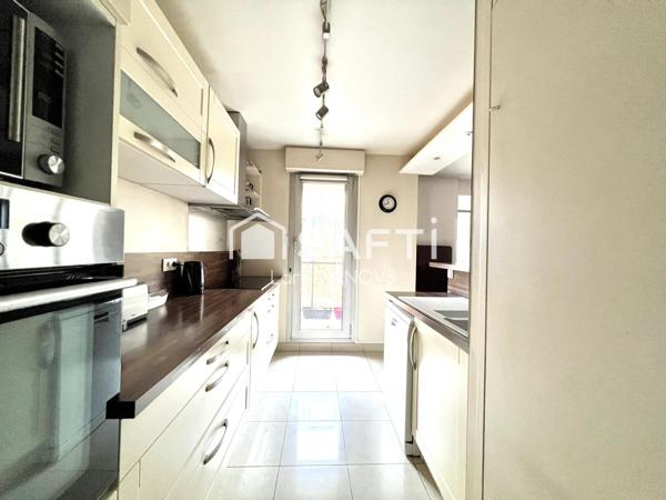 4 pièces avec balcon, cave et double box