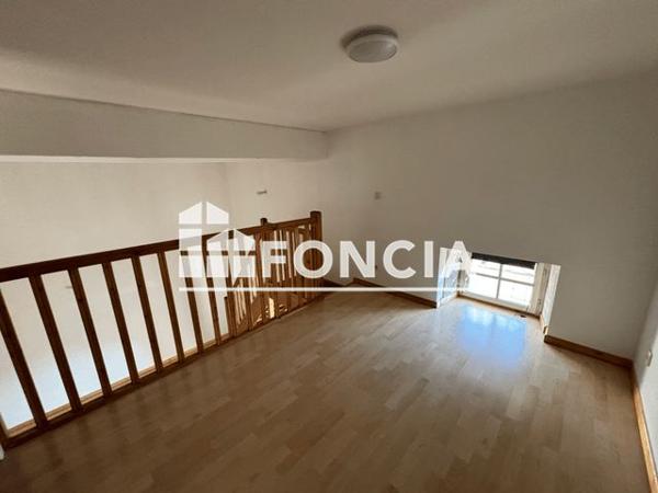 Location Appartement 3 pièces 62.2 m² - 7 RUE DU BOIS Trevoux 01600