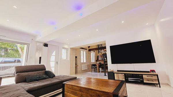 MAISON RENOVÉE 180M² 5 PIECES 4 CHAMBRES DÉPENDANCE