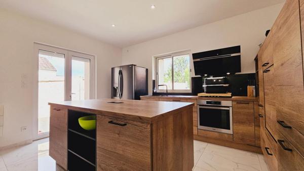 MAISON RENOVÉE 180M² 5 PIECES 4 CHAMBRES DÉPENDANCE