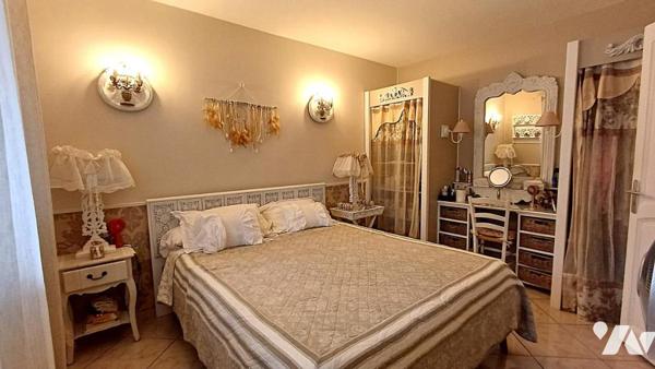 Sur les hauteurs d'ALES, Villa avec piscine et 5 gîtes aux notes modernes et dépaysantes