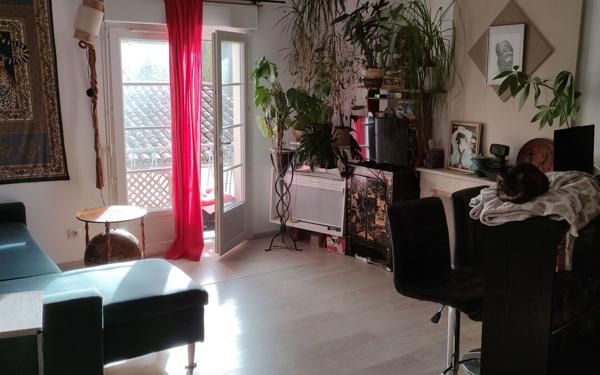 Maison à vendre    3 pièces •  Saintes