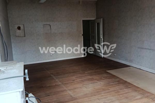 Maison à vendre 2 pièces de 90 m² à Saint-Gaultier