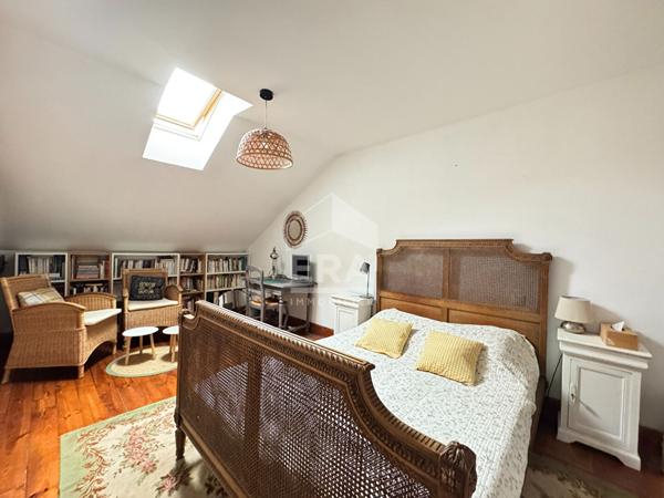 A vendre dans le centre ville de Périgueux, jolie MAISON DE VILLE DE TYPE 4 AVEC JARDIN